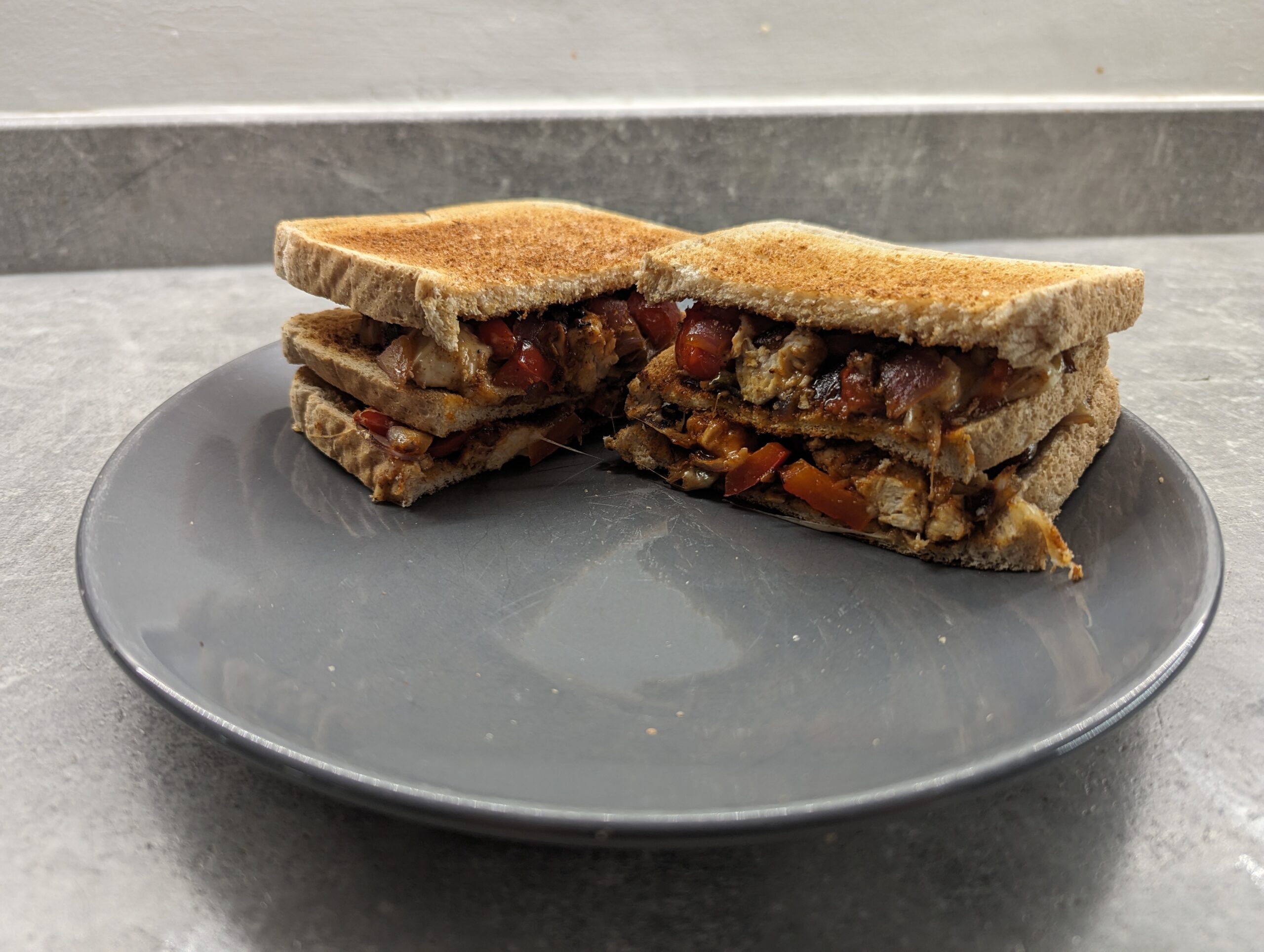 High Protein Lunch: Amazing Chicken Sandwich